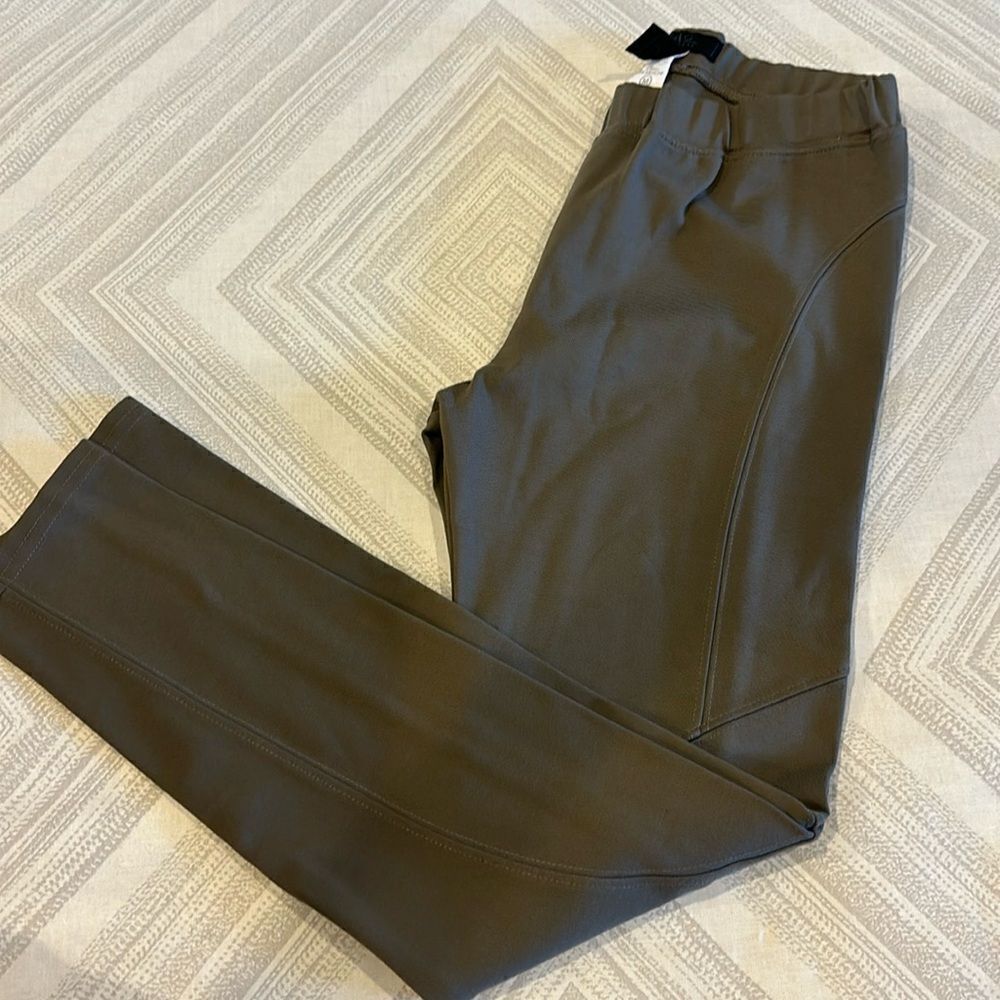 TAG Elemental Women’s Olive Green Leggings, Size M